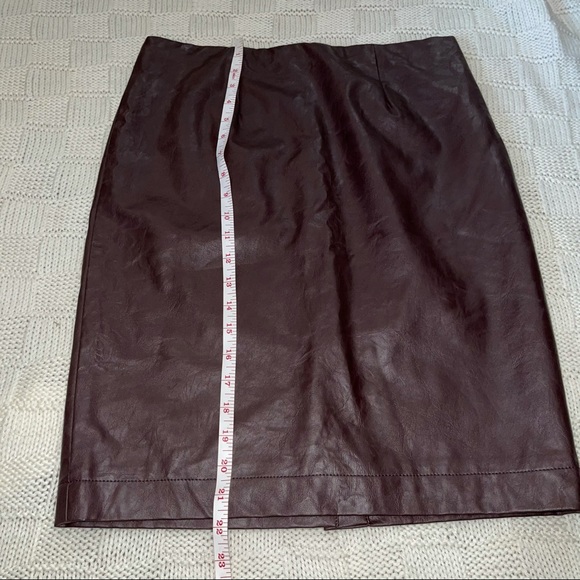 Ann Taylor Brown Vegan Leather Skirt - Picture 3 of 7